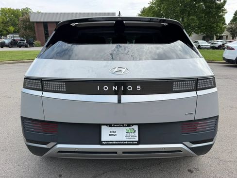 Used 2024 Hyundai Ioniq 5 SEL AWD/4WD image 10