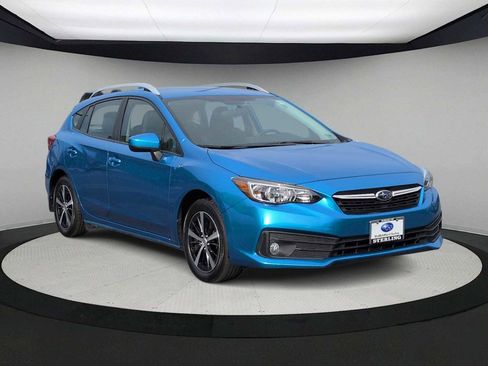 Used 2023 Subaru Impreza Premium image 2