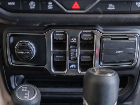 New 2026 Jeep Gladiator Sport image 24