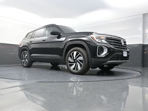 New 2026 Volkswagen Atlas SE FWD image 21