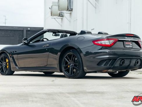 Used 2017 Maserati GranTurismo MC RWD image 9