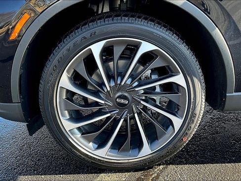 New 2025 Lincoln Aviator Reserve w/ Equipment Group 201A image 12