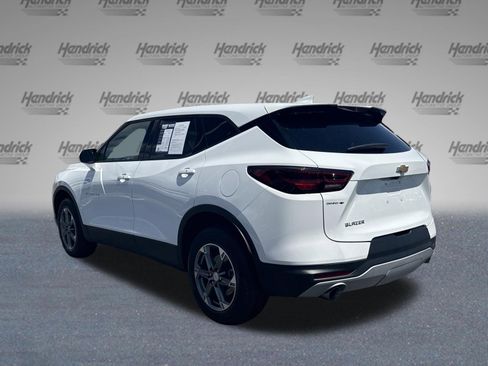 Used 2025 Chevrolet Blazer LT FWD image 8