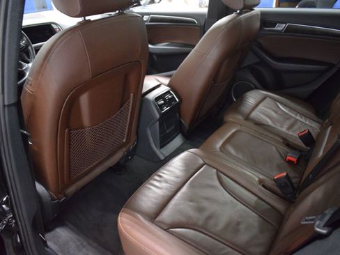 Used 2016 Audi Q5 2.0T Premium Plus w/ Technology Package image 12
