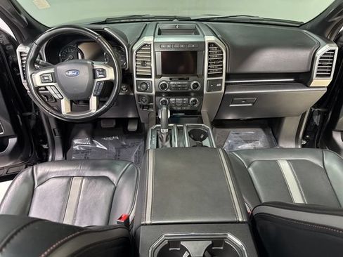 Used 2019 Ford F150 Platinum w/ Equipment Group 701A Luxury AWD/4WD image 17