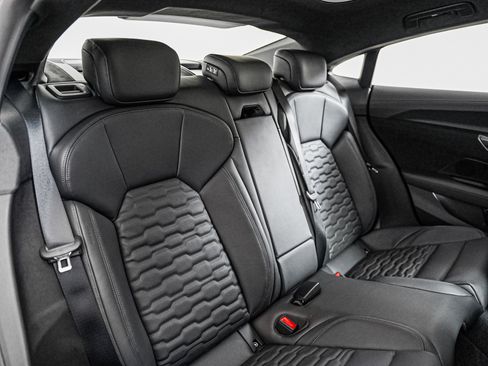 New 2026 Audi RS e-tron GT performance AWD/4WD image 12