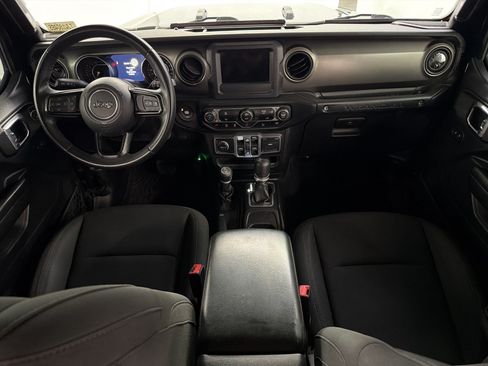 Used 2018 Jeep Wrangler Unlimited Sport S AWD/4WD image 15