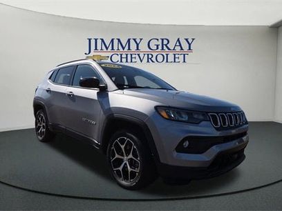 Used 2024 Jeep Compass Latitude