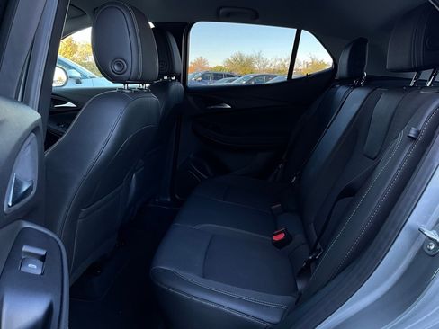 Used 2025 Buick Encore GX Preferred image 11