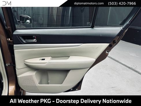 Used 2011 Subaru Legacy 2.5i Premium w/ All-Weather Pkg AWD/4WD image 42