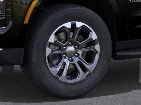 New 2026 Chevrolet Suburban LT AWD/4WD image 9