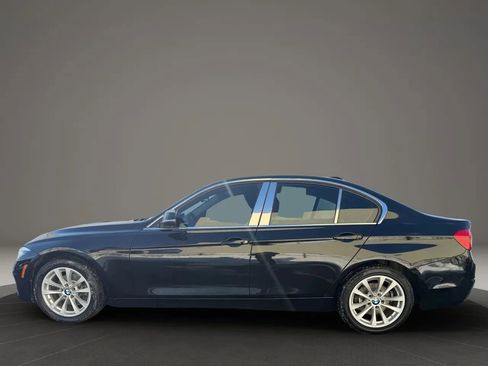 Used 2018 BMW 320i 320i Sedan 4D image 8