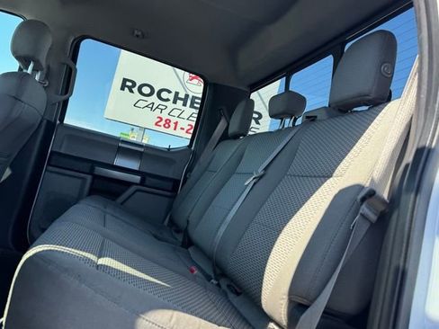 Used 2016 Ford F150 XLT w/ Equipment Group 302A Luxury AWD/4WD image 11