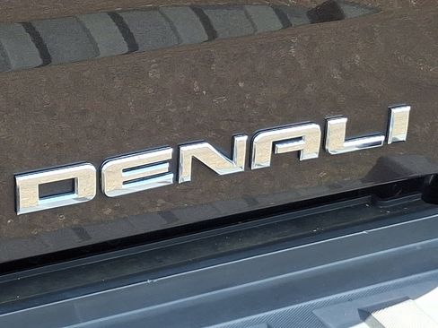 Used 2016 GMC Sierra 2500 Denali w/ Duramax Plus Package image 33