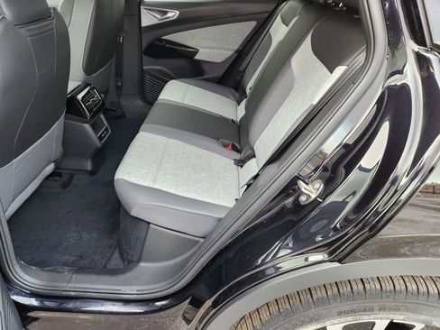 New 2026 Volkswagen ID.4 Pro image 27