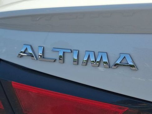 Used 2019 Nissan Altima 2.5 SL AWD/4WD image 32