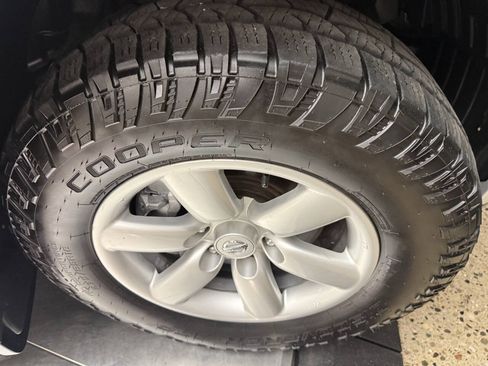 Used 2012 Nissan Armada SV AWD/4WD image 20