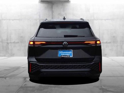 New 2026 Volkswagen Tiguan SE R-Line image 6