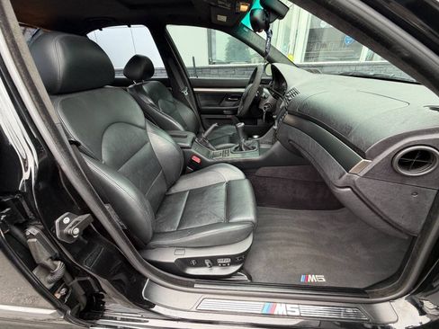 Used 2003 BMW M5 RWD image 18