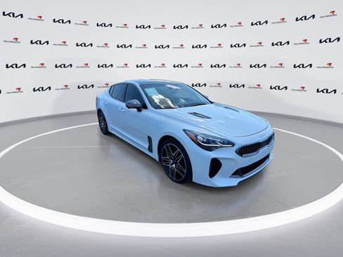 Certified 2023 Kia Stinger GT2 image 2