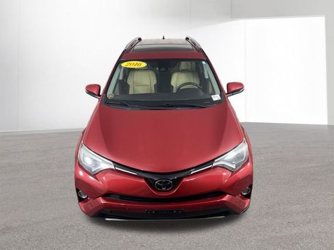 Used 2016 Toyota RAV4 Limited image 45