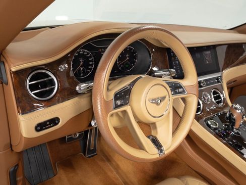 Used 2020 Bentley Continental GT AWD/4WD image 23