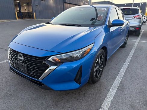 Used 2024 Nissan Sentra SV FWD image 1