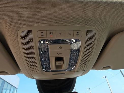 Used 2021 Mercedes-Benz GLE 350 image 21