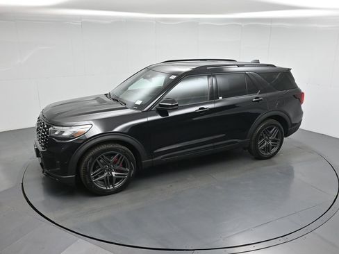 New 2026 Ford Explorer ST w/ Sun And Sound Package image 43