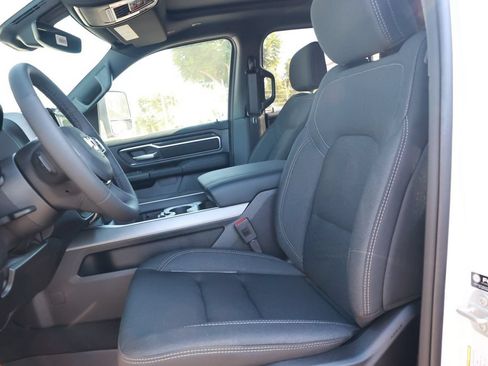 New 2026 RAM 1500 4x4 Crew Cab image 16