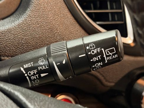 Used 2015 Honda CR-V EX-L image 37