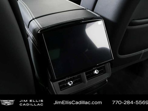 Used 2026 Cadillac Vistiq Luxury AWD/4WD image 19