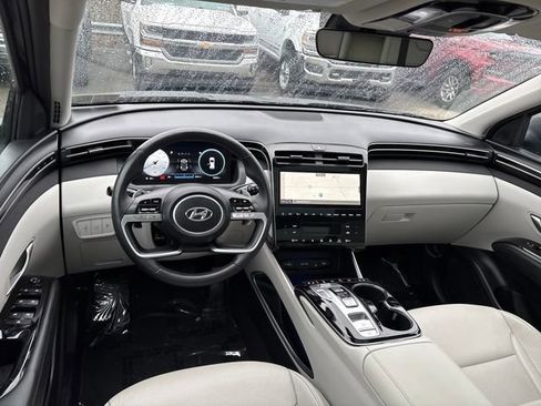 Used 2023 Hyundai Tucson Limited image 11