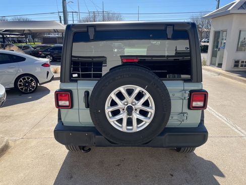 Used 2023 Jeep Wrangler Sport S image 6