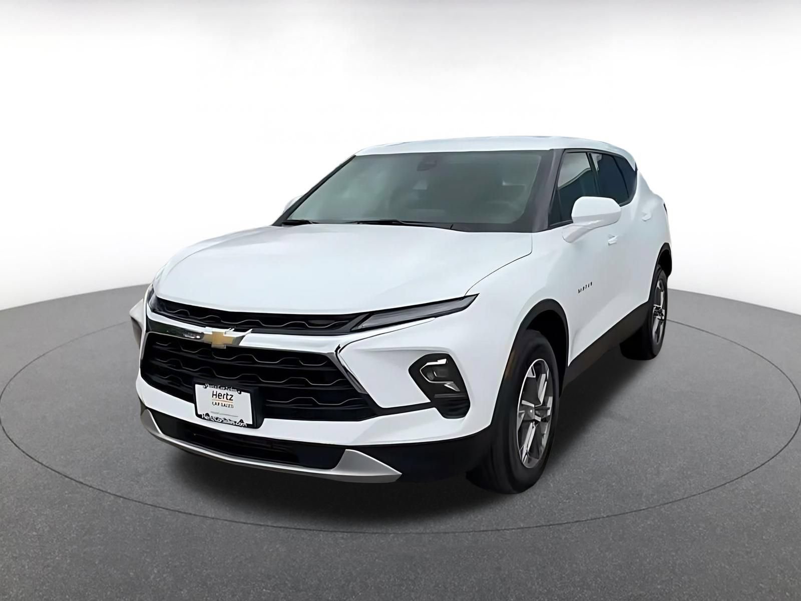 Used 2026 Chevrolet Blazer LT FWD image 6