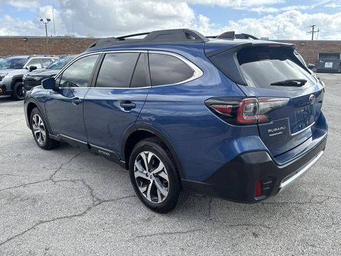 Used 2022 Subaru Outback Limited AWD/4WD image 8