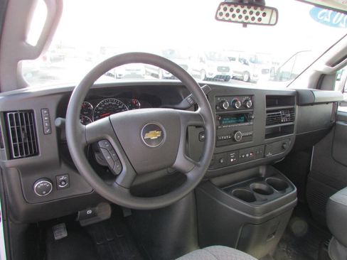Used 2025 Chevrolet Express 2500 Extended w/ Communications Package image 11