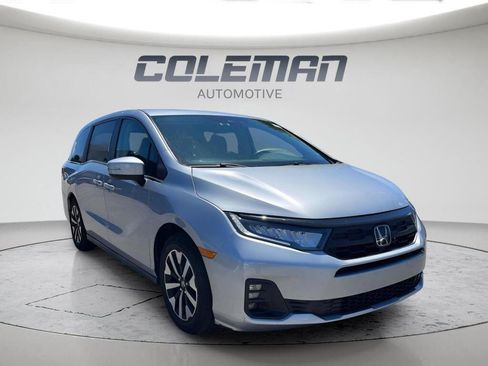 Used 2025 Honda Odyssey EX-L image 3
