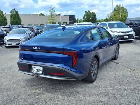 Used 2025 Kia K4 FWD image 2
