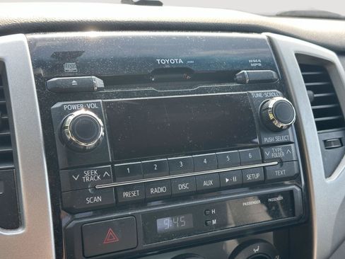Used 2012 Toyota Tacoma PreRunner RWD image 12