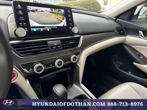 Used 2021 Honda Accord LX image 9