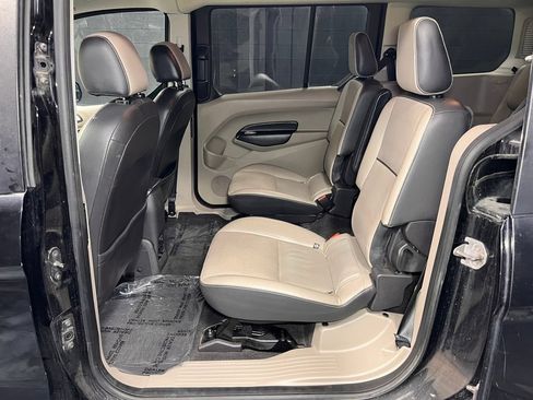 Used 2017 Ford Transit Connect Titanium FWD image 33