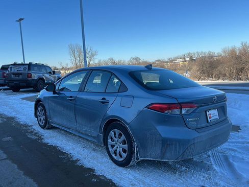 Used 2022 Toyota Corolla LE image 11