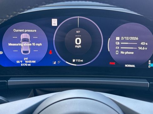 Used 2025 Porsche Macan 4S Electric image 30