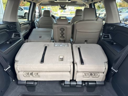 Certified 2023 Honda Odyssey Touring image 27
