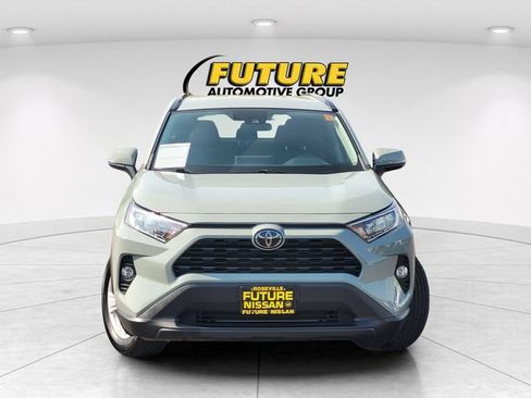Used 2021 Toyota RAV4 XLE w/ XLE Grade Weather Package FWD image 2