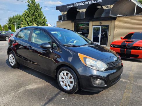 Used 2013 Kia Rio LX image 1