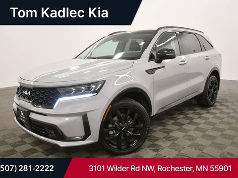 Certified 2023 Kia Sorento SX image 1