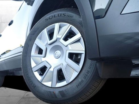 New 2026 Nissan Kicks S image 3