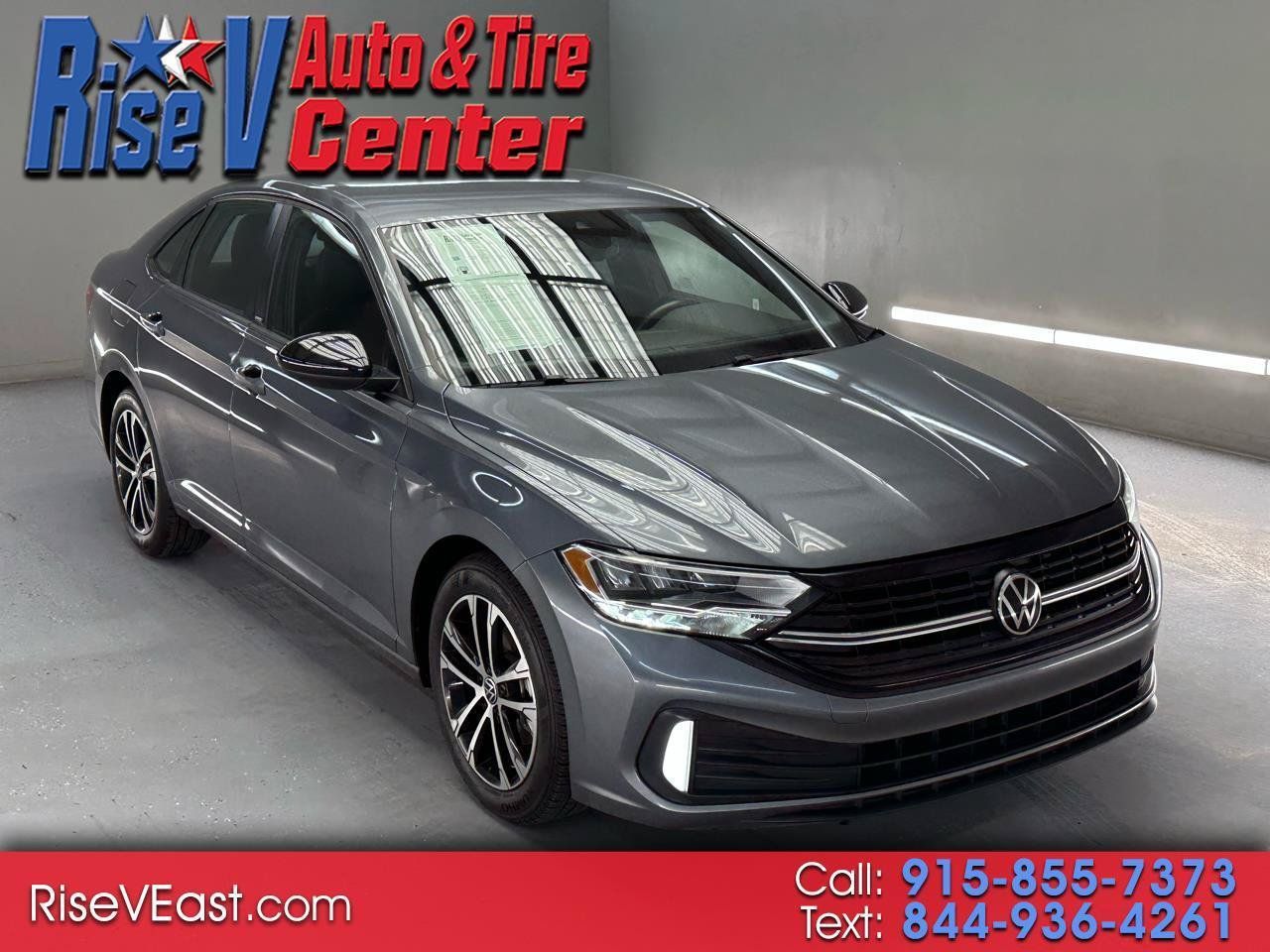 Used 2024 Volkswagen Jetta Sport FWD image 1